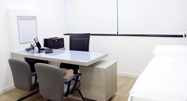 e08bf6_b548f2ef167e495589917c6d30a8f8a5~mv2